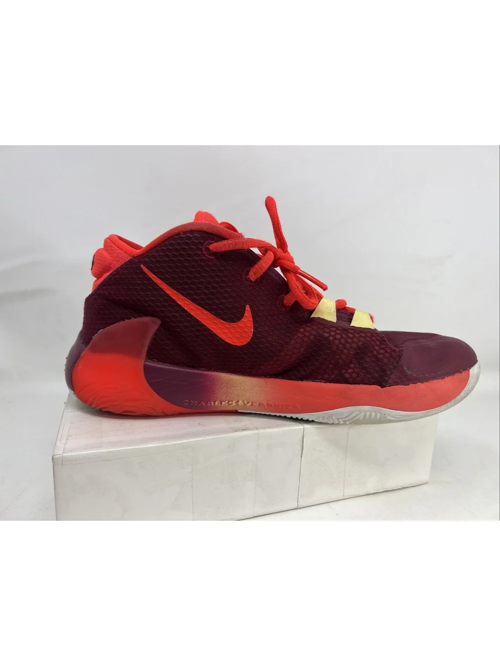 Nike Zoom Freak 1 Noble Red Giannis Antetokounmpo BQ5633-600 Kids Size 6.5Y
